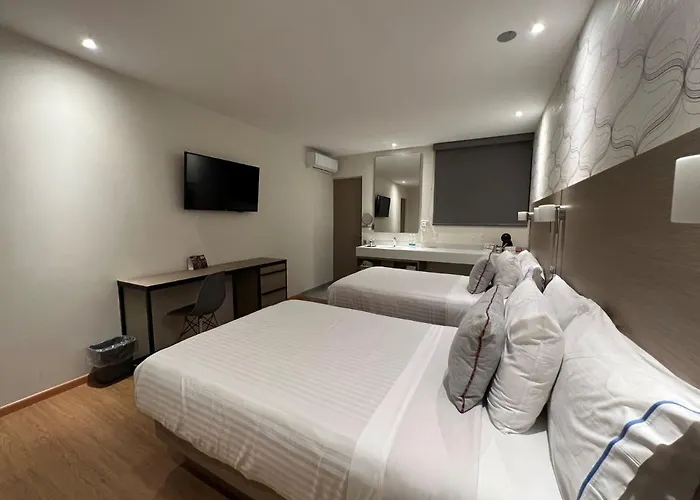 Hotel Kali Ciudadela 4*