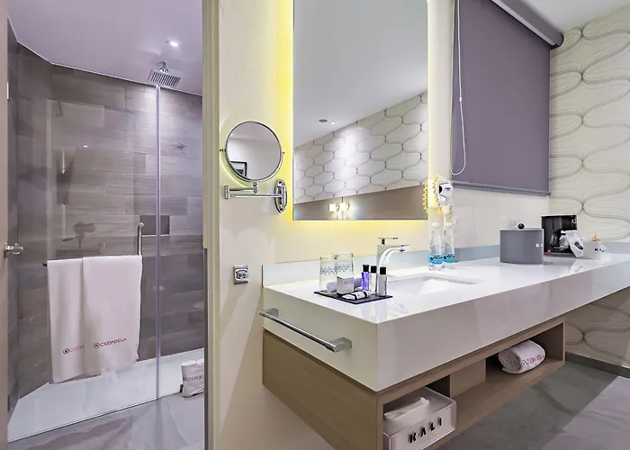 Hotel Kali Ciudadela 4*